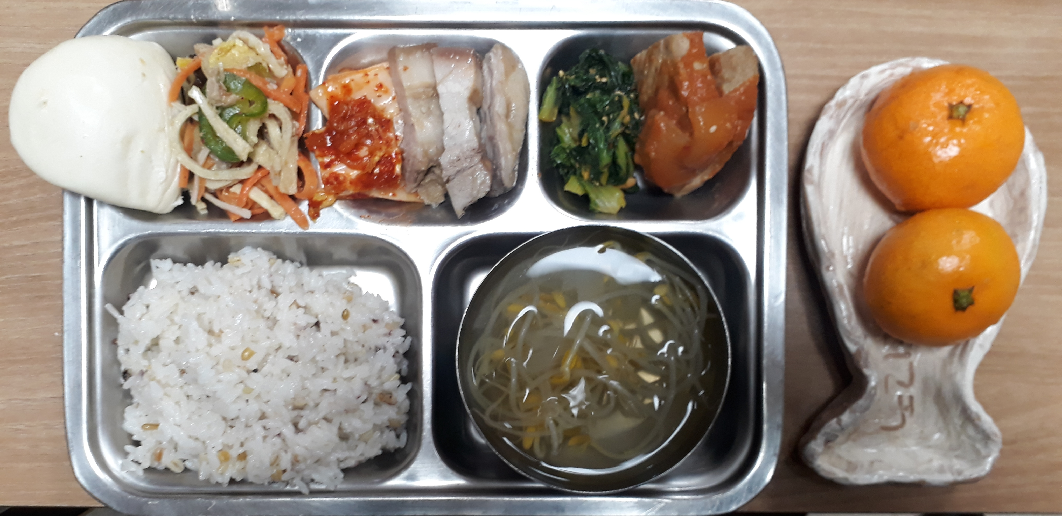 하선정 김치와 함께한 식단